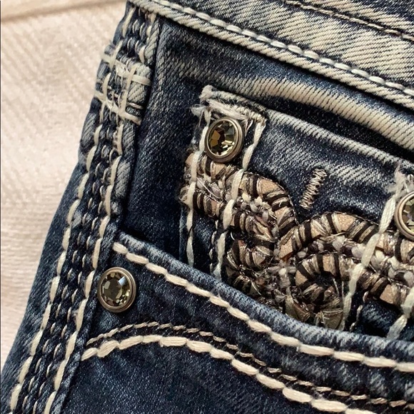 Jeans - Picture 6 of 12